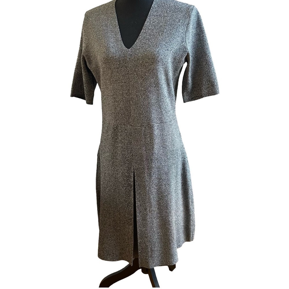Ann Taylor Speckled Gray, Elbow Sleeve, V-Neck Dress. Size Medium (8-10)